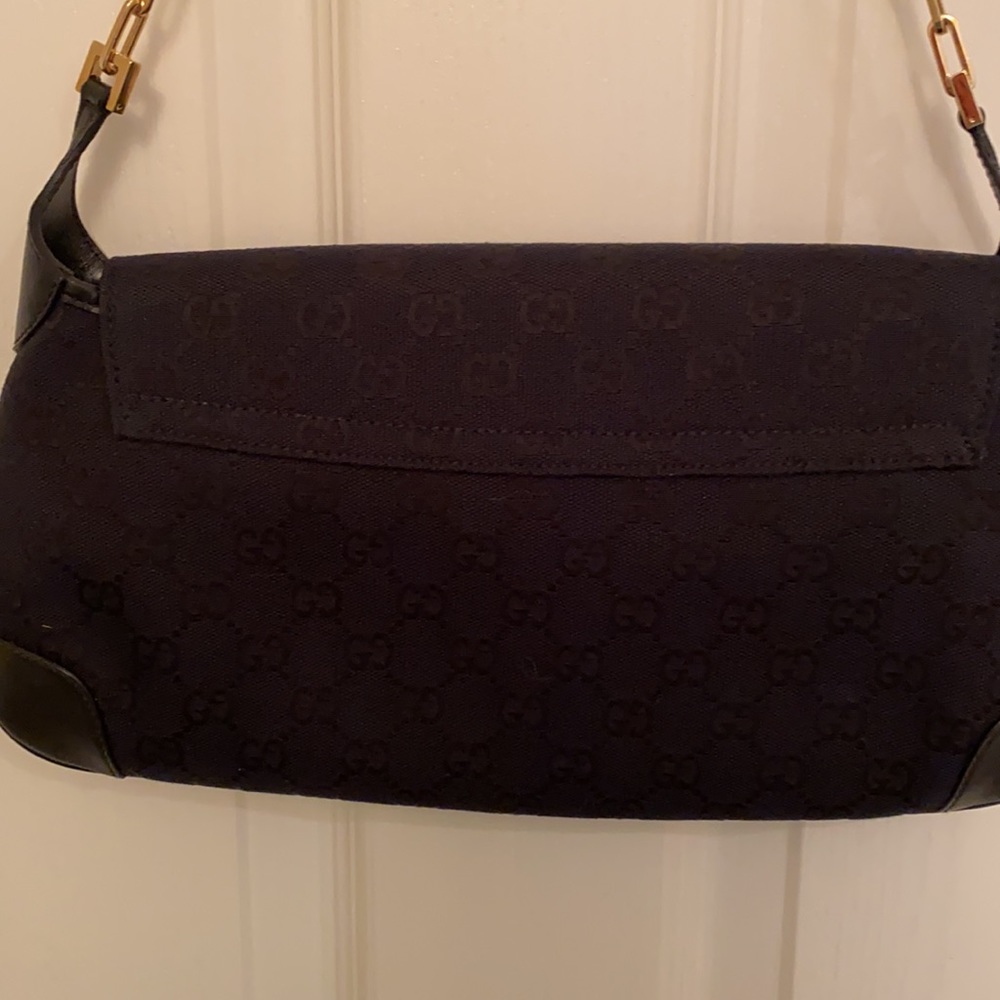 Gucci bag - Picture 8 of 12